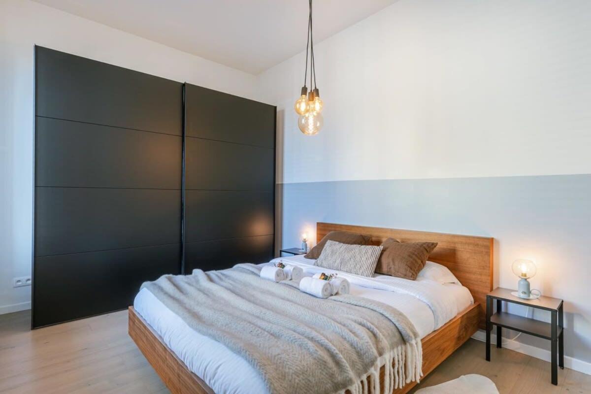 House With Large And Sunny Terrace Villa Antwerpen Bagian luar foto