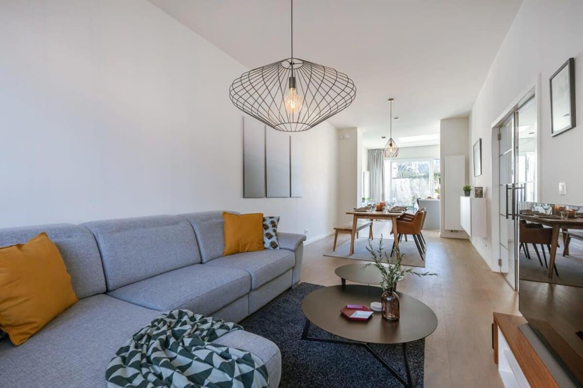 House With Large And Sunny Terrace Villa Antwerpen Bagian luar foto