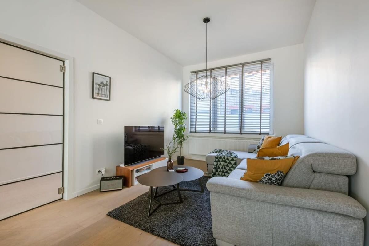 House With Large And Sunny Terrace Villa Antwerpen Bagian luar foto